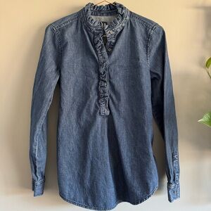 NWOT Gap Women’s Ruffle Denim Chambray Button Up Blouse, XS